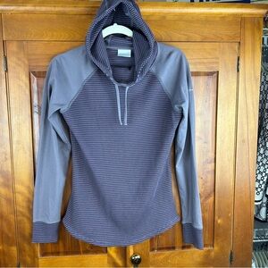 NEW Columbia Striped Cascade Gorge Cozy Pullover Hoodie Athleisure Hiking Comfy